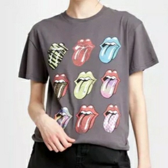 Women's Rolling Stones Boyfriend GraphicT-Shirt - Picture 2 of 7